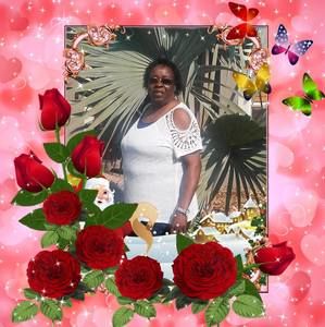 Meet your Posher, Gloria